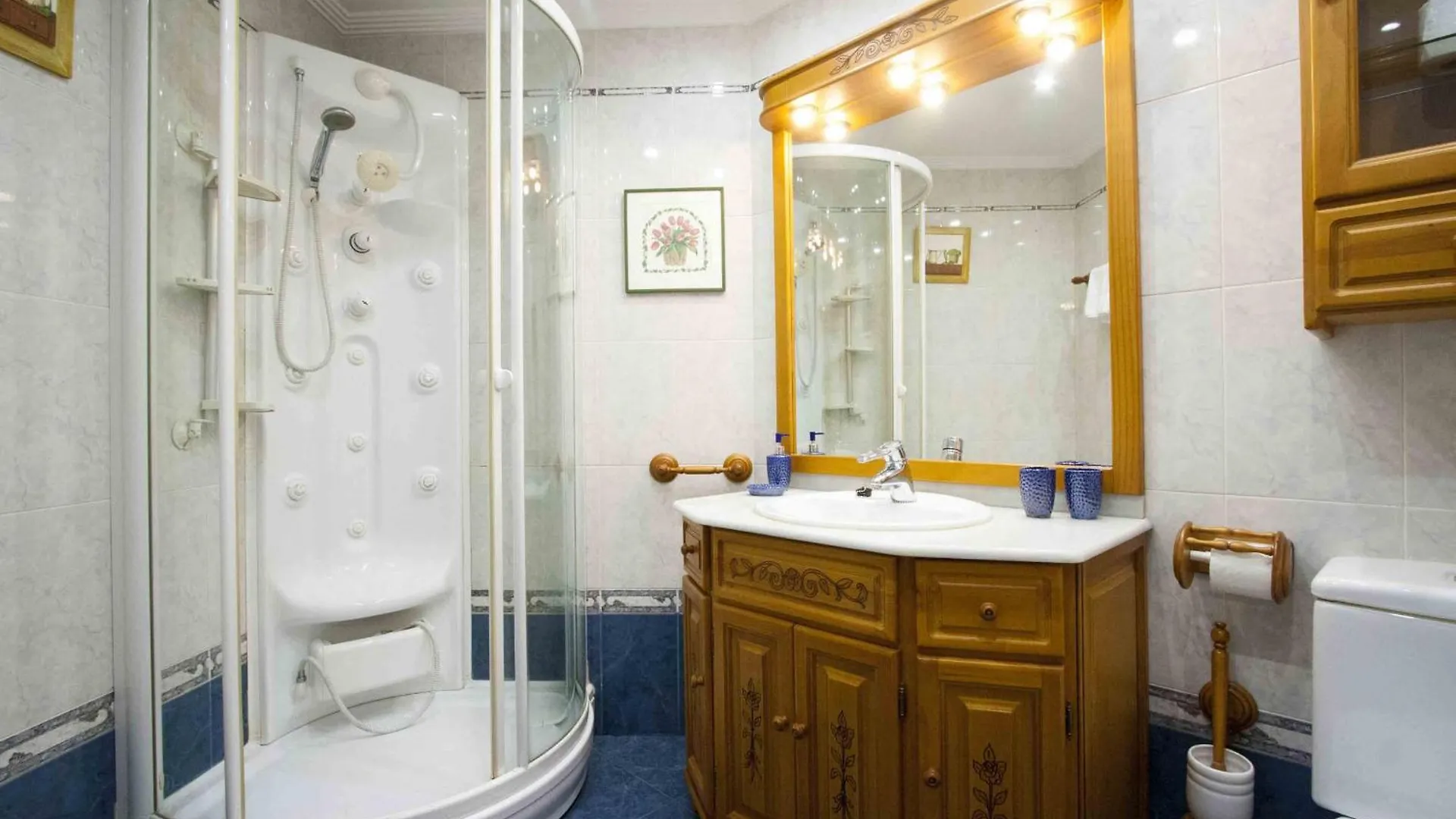 The Rentals Collection Boutique San Sebastian Apartment
